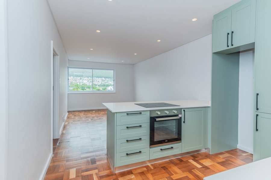 To Let 2 Bedroom Property for Rent in Mouille Point Western Cape
